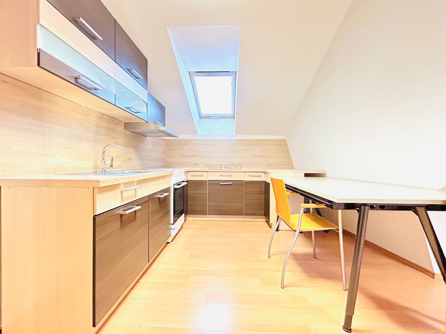 Rent Two bedroom apartment, Two bedroom apartment, Komárovská, Bratisl