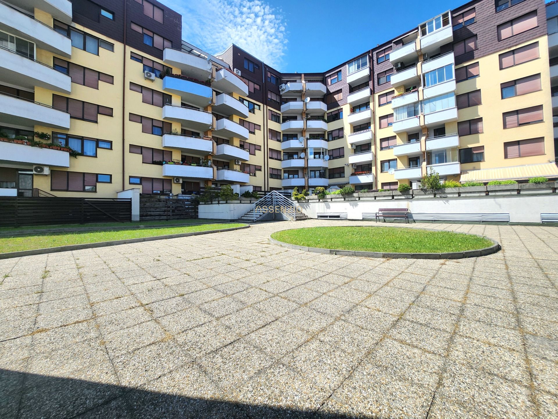 Rent Studio, Studio, Cikkerova, Bratislava - Karlova Ves, Slovakia