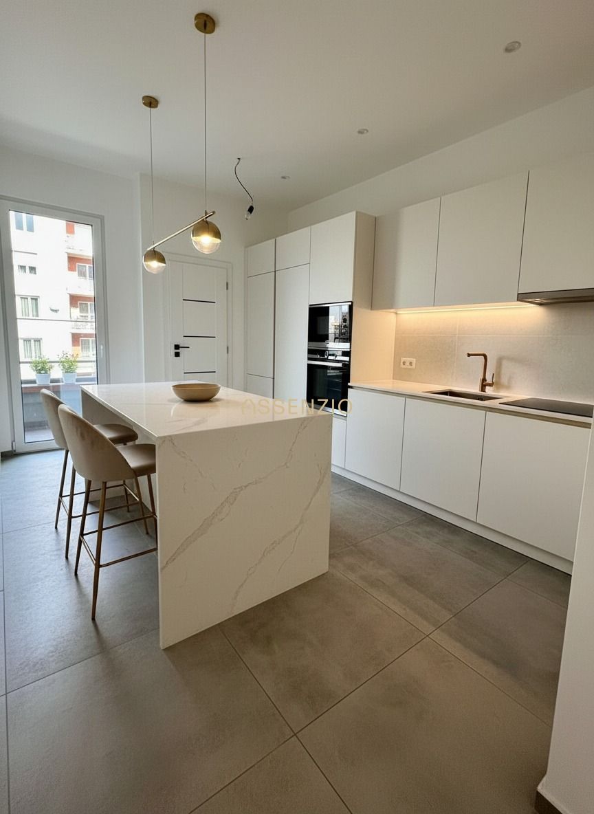 Sale Three bedroom apartment, Three bedroom apartment, Krížna, Bratisl
