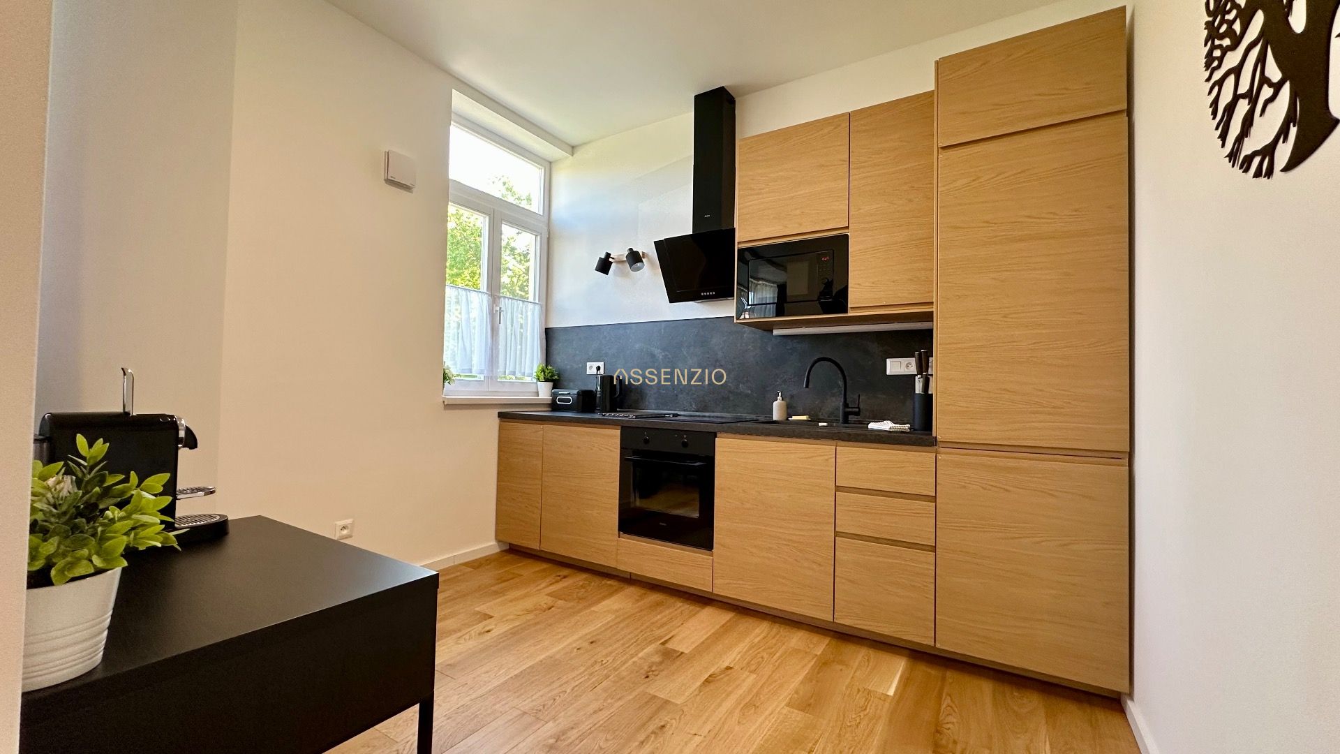 Rent Three bedroom apartment, Three bedroom apartment, Jégého, Bratisl