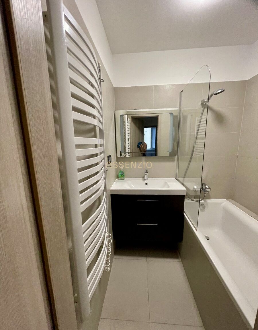 Rent Three bedroom apartment, Three bedroom apartment, Bratislava - Dú