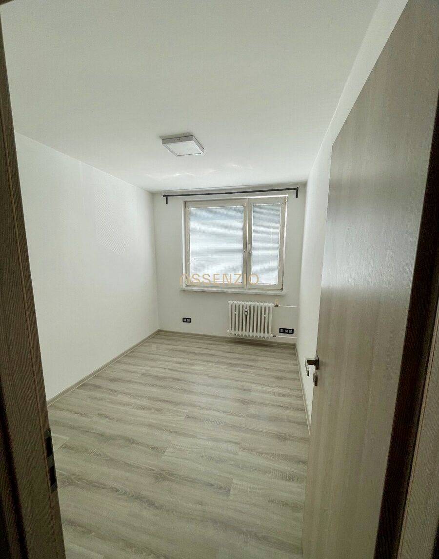 Rent Three bedroom apartment, Three bedroom apartment, Bratislava - Dú