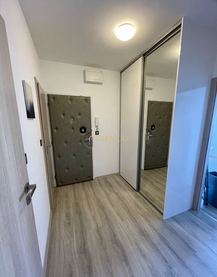 Rent Three bedroom apartment, Three bedroom apartment, Bratislava - Dú