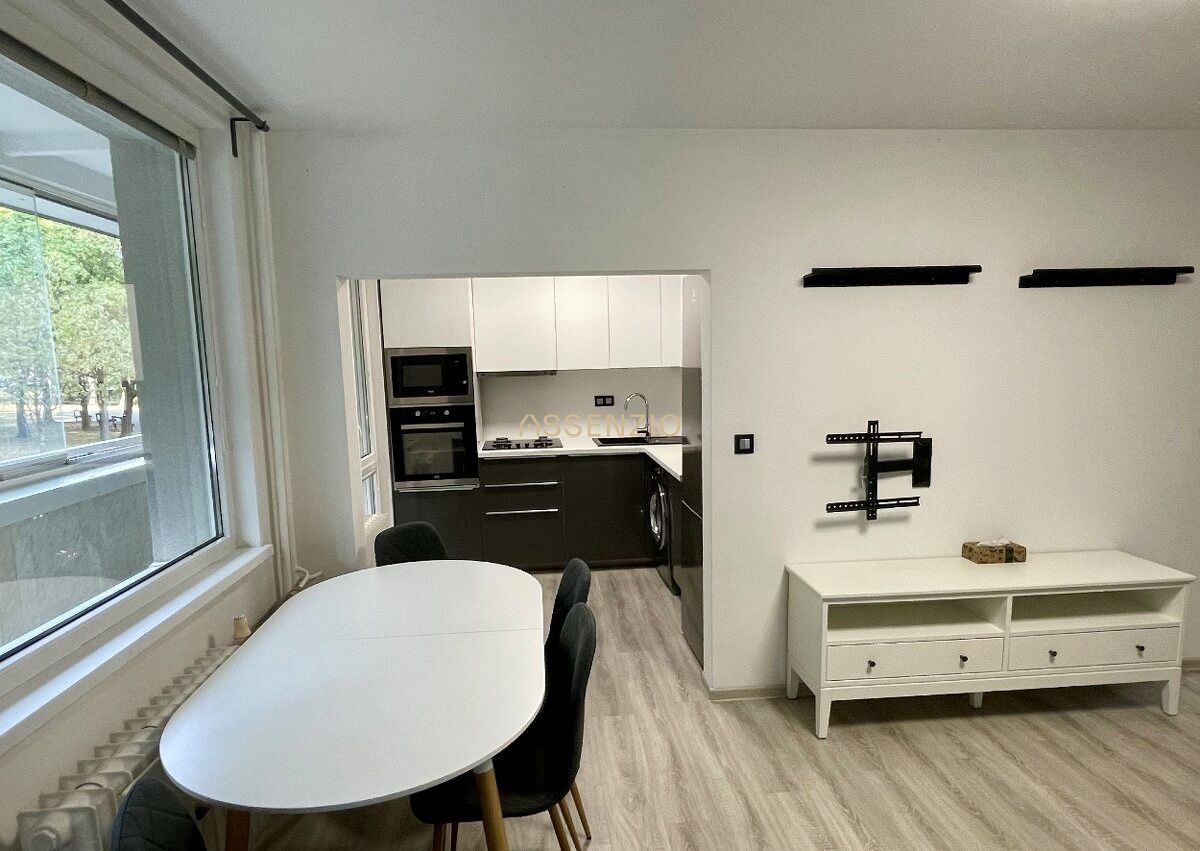 Rent Three bedroom apartment, Three bedroom apartment, Bratislava - Dú