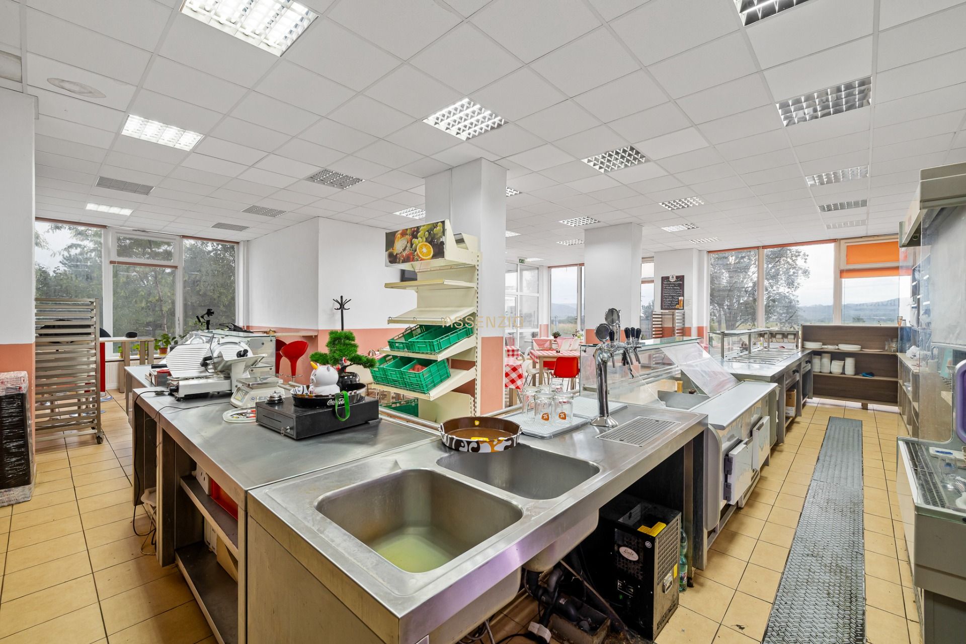 Sale Gastro premises, Gastro premises, Jána Jonáša, Bratislava - Devín